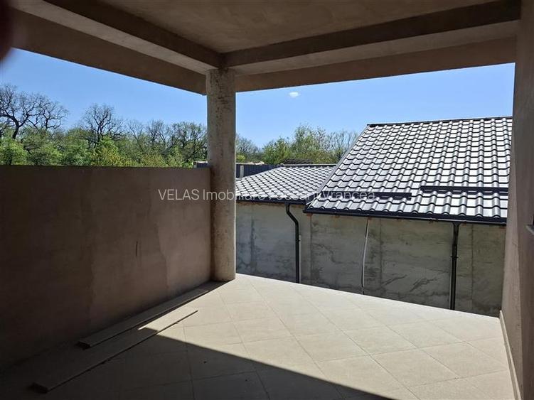 Vila Petresti P+ET, CT, 1012 mp teren - 19