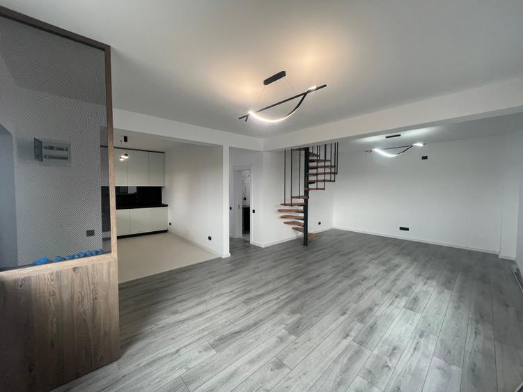 Casă 5 camere, 3 băi, 500 mp teren, Cosmopolis, mutare imediată