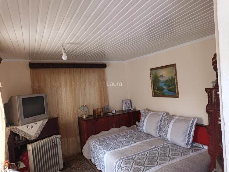 Casă renovată cu teren 786 mp de vânzare în centrul localității Cioranii de Jos - 11