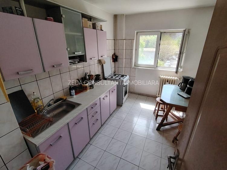 Apartament 4 camere-Metrou Brancoveanu - 7