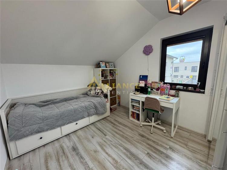 Casa Individuala - 5 camere - 3 bai - 403mp teren