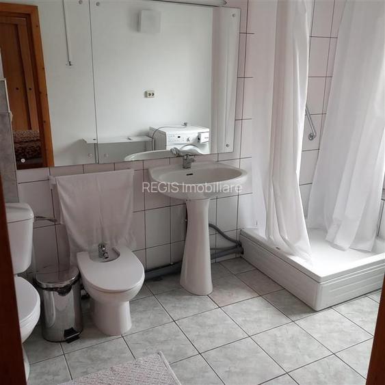 Casa tip duplex in zona centrala, 4 camere, mobilata complet, pret foarte bun - 22