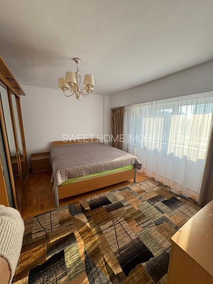 Unirii-piata alba iulia - 7