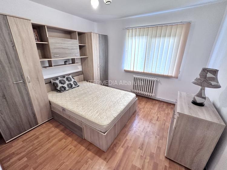 APARTAMENT 2 CAMERE I DECOMANDAT I CETATE I ETAJ 3 I MOBILAT I - 4
