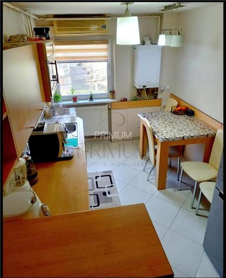 Aradului - 3 camere - decomandat - centrala proprie - ETAJ 2 - 5