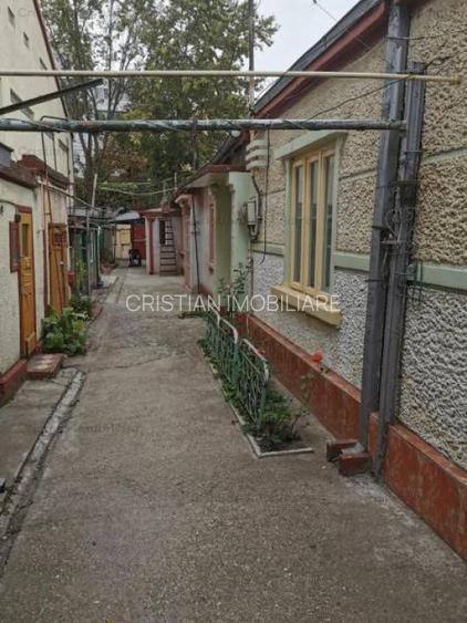 Dorobantilor casa 8 cam teren 392mp,  front stradal 9m - 9