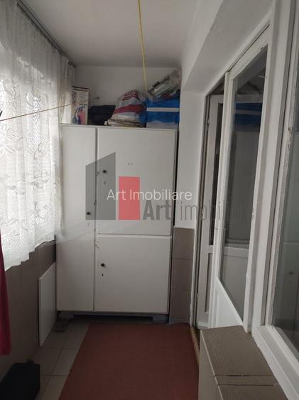 Vânzare apartament 3 camere semidecomandat Bd. Obregia - Cultural - 29