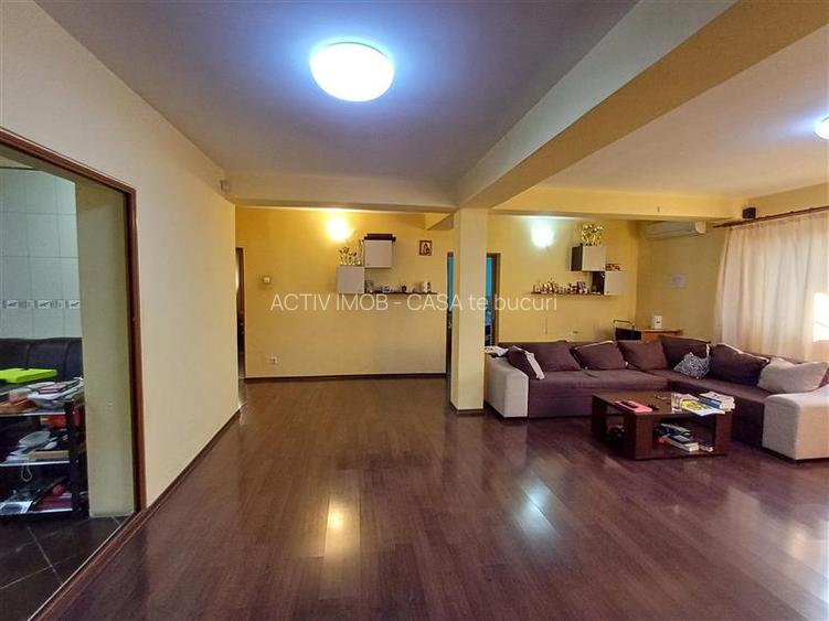 5 camere - 3 bai - 200 mp utili - teren 920 mp - Domnesti - Craitei - 2