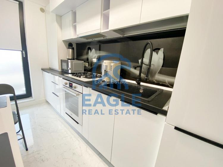 Solid Butoaie - 2 Camere Lux cu parcare si vedere la mare termen lung - 13