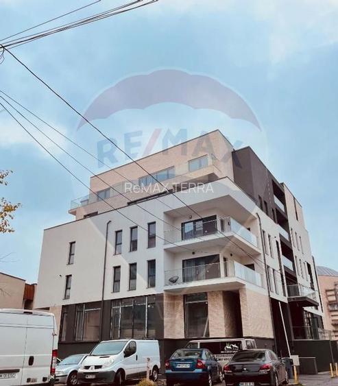 Apartament de Lux in Centru Orasului de Inchiriat + loc de parcare - 11