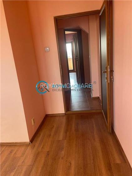 Royal Imobiliare - Vanzare Apartament zona Gheorghe Doja - 4