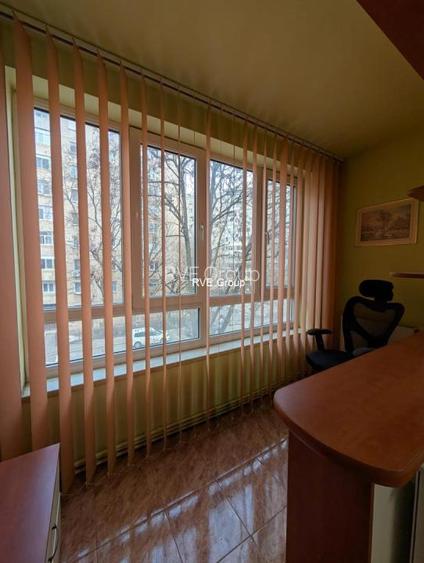 Ap. 3 Cam. (1977, centrala, boxa, parcare) - 400 m. metrou Ap. Patriei - 9