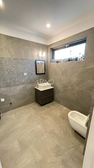 VILA DE INCHIRIAT PARCARE   BIROURI ZONA  PIPERA - 5