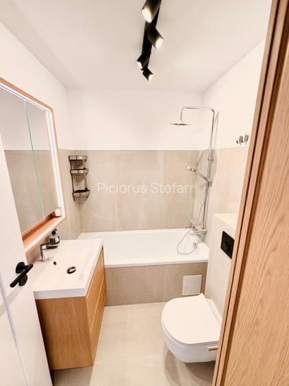 Proprietar metrou Laminorului 10 secunde / 3 camere + curte / centrala proprie - 7