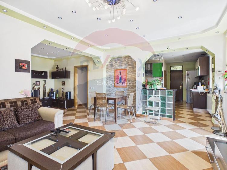 Casă / Vilă cu 6 camere de vânzare - 9