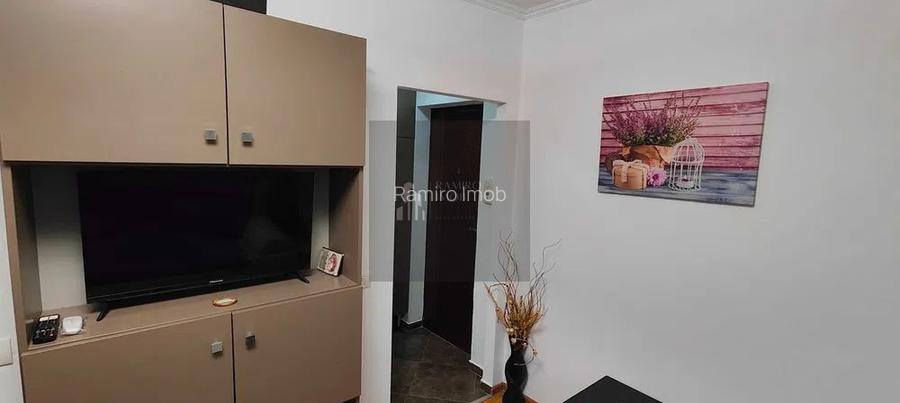 Garsoniera 17 mp/ metrou 1 decembrie 1918 la 2 minute/ sector 3 - 3