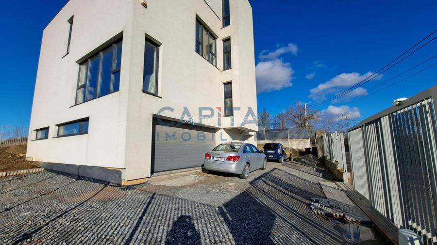 Casa remarcabila, 297 mpu, terasa pe acoperis, garaj, panorama - 5