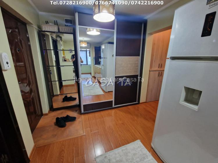 Inchiriere apartament 2 camere, situat in Targu Jiu, Str .9 Mai - 8