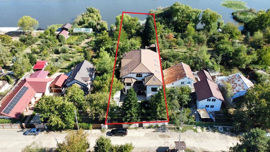 Vila individuala P+1+M cu deschidere la Lacul Snagov, piscina, sauna, ponton ! - 55