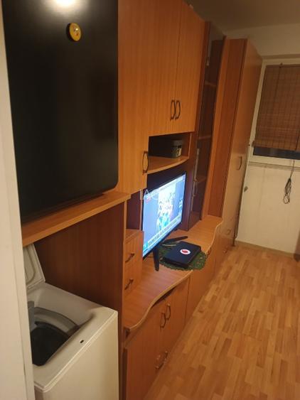 Închiriez garsonieră  - 2