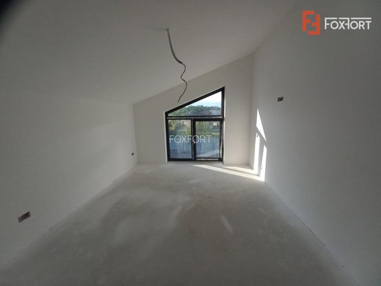 Duplex modern cu 5 camere si 2 bai in Ghiroda - 10