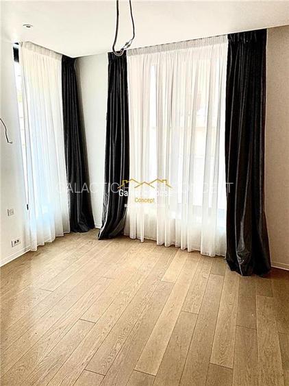 DUPLEX  SPECTACULOS PRIMAVERII -ONE CHARLES DE GAULLE - 15