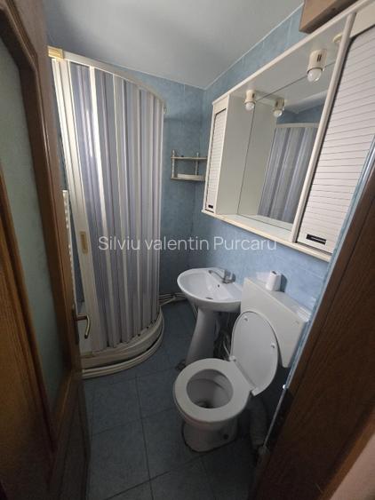 Apartament 3 camere roman  - 4