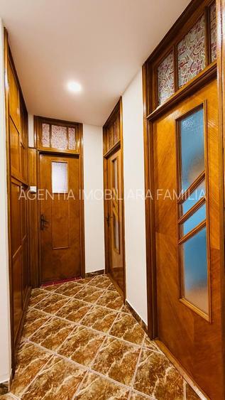De vanzare apartament cu 4 cam dec. in Galati, piata Centrala, etaj5/7 - 12