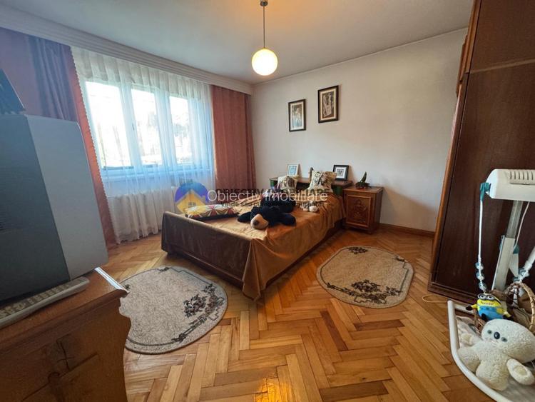 Vila + teren de vanzare cu priveliste panoramica – vis a vis de statuia Ursulet - 5