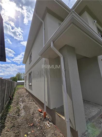 Duplex deosebit - zona excelenta - toate utilitatile - finisaje TOP - 13