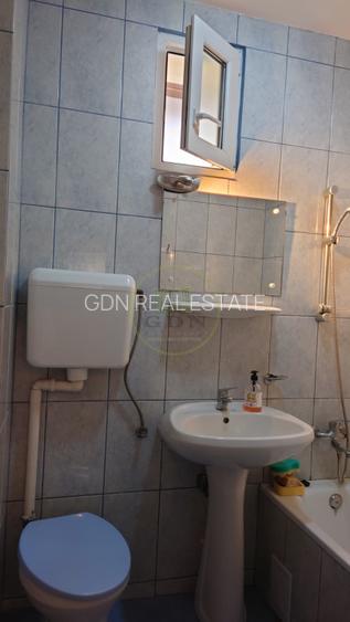 Casă Individuală de Închiriat – Lazaret / Lupeni – Garaj + Curte - 18