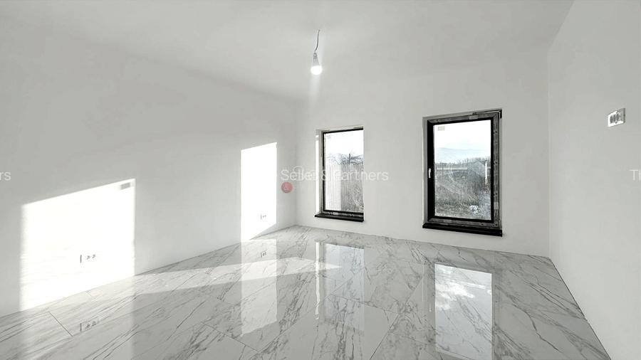 Curte Generoasa Compartimentare Practica - 13