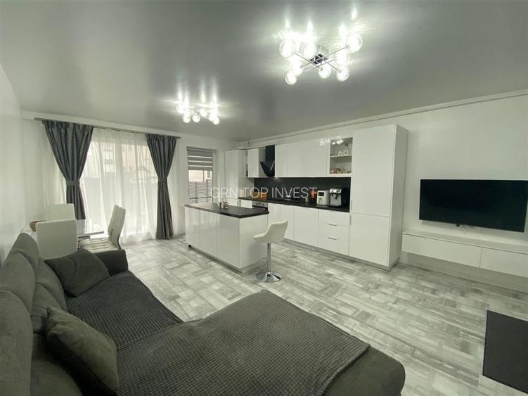 Apartament cu 3 camere 2 bai si curte in Selimbar - 2