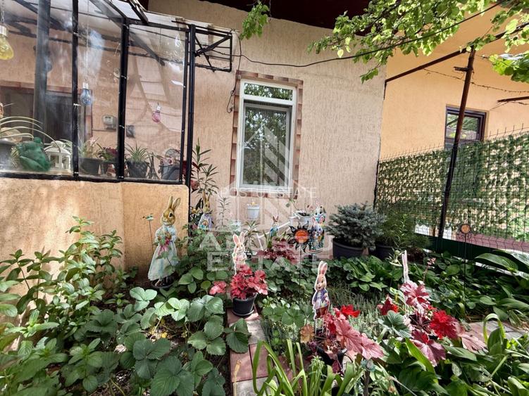 Apartament cu 2 camere si curte de vanzare in Complexul Studentesc - 13