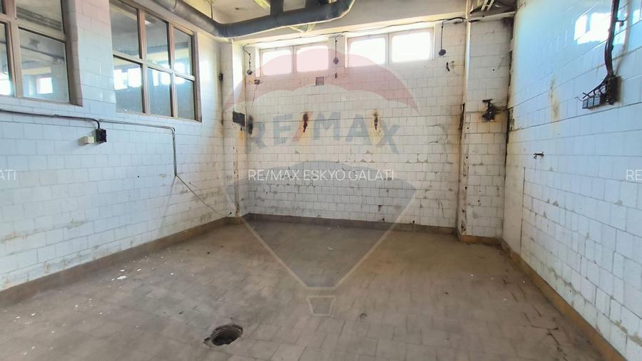 Clădire/Spațiu comercial central de vânzare  în Galați - 4