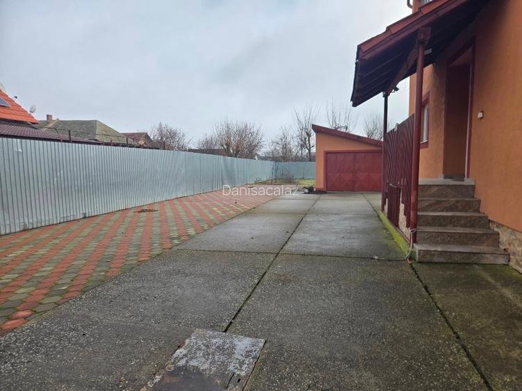 Casă/ Vilă de Vînzare  - 8