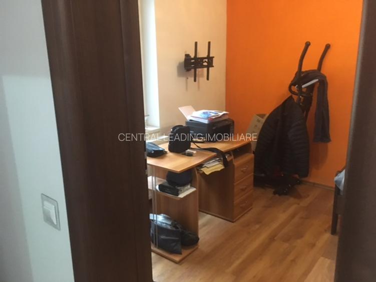 CASA 3CAM. 75MP CORP SEPARAT IN CURTE( IN FATA ESTE UN BLOC) IDEAL FIRMA/CABINET - 8