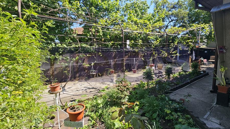 DE VÂNZARE CASĂ 2 CAMERE CHITILA – CALEA GRIVIȚEI - CURTE GENEROASĂ - 3
