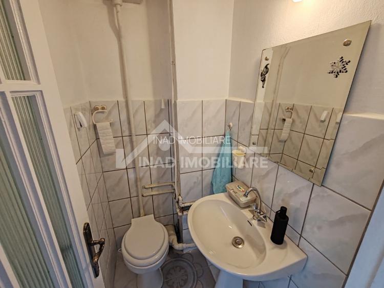 Apartament cu 4 camere, 2 bai, 1 balcon,  Manastur Strada Mehedinti - 12