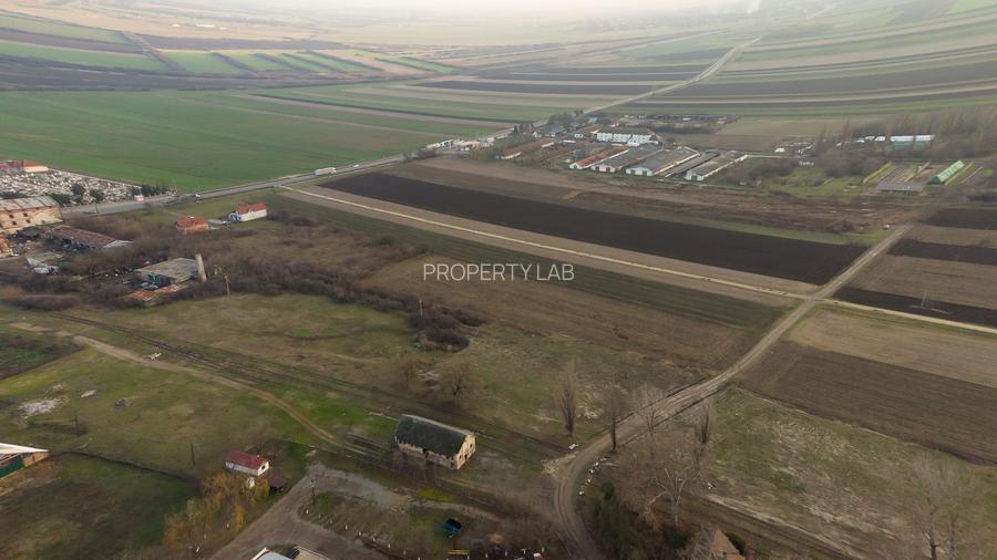 Teren de 444 mp la intrare în Chișineu Criș - 3