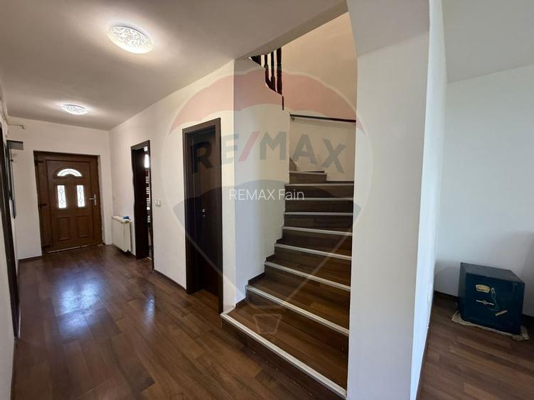 Casa cu 5 camere de vanzare pe Str.Zorilor/Selimbar - 6