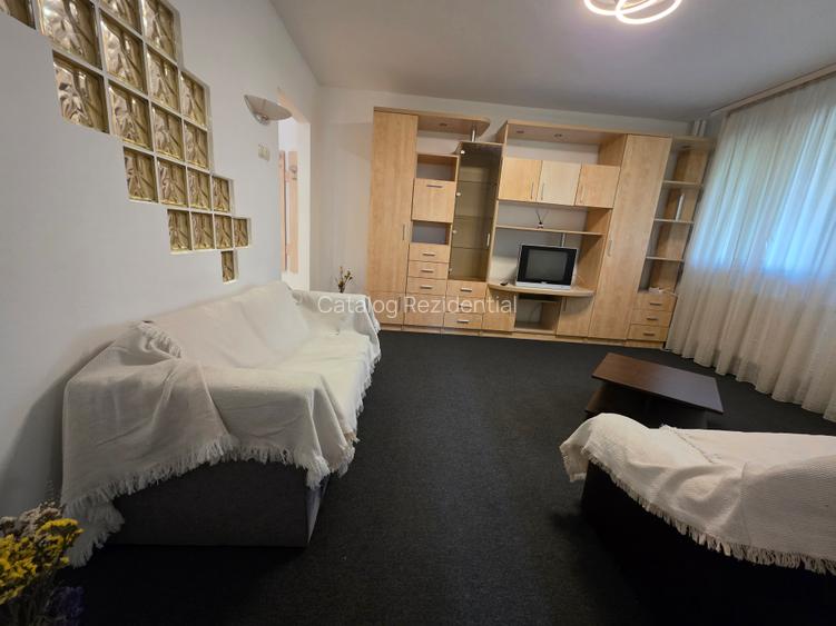 Apartament cu 2 camere de inchiriat in zona Drumul Taberei metrou Favorit - 2