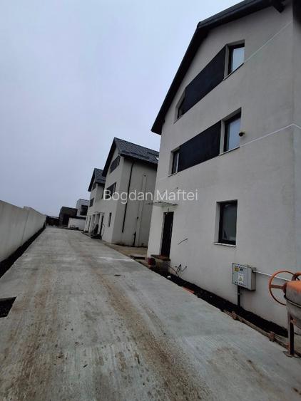 Vila +1+m individuala, 5 camere, 4 bai, garaj, str.Safirului, 0%tva - 3