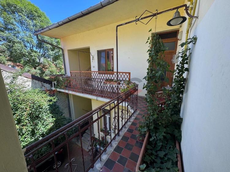 Apartament în vilă, zonă centrală, parcare - 17