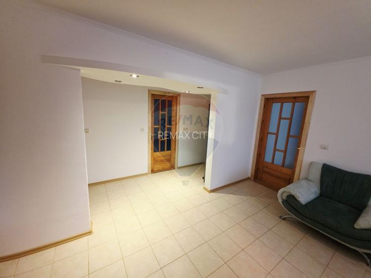 Apartament cu 4 camere de vânzare în zona Calea Romanului - 13