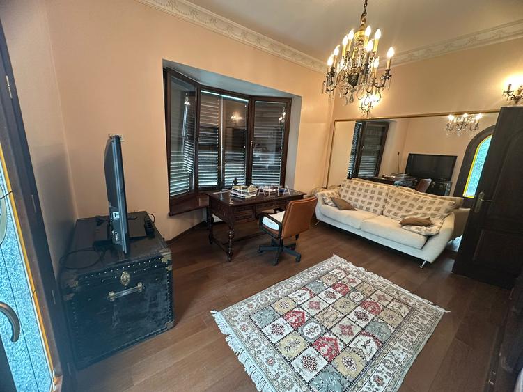 VILA CU IZ PROVENSAL  CU TEREN GENEROS SI PISCINA EXTERIOARA INCALZITA - 16