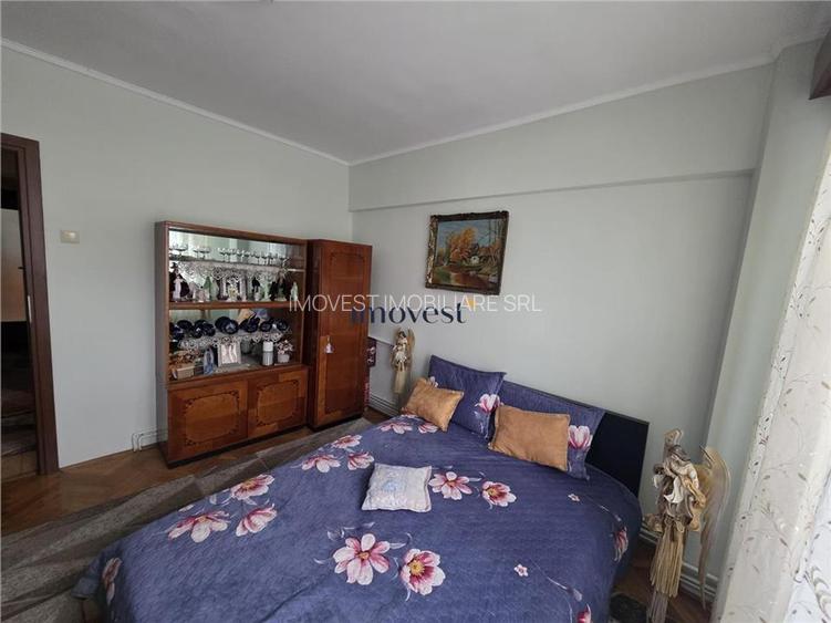 Apartament 4 Camere Micro 16 Et II - 4