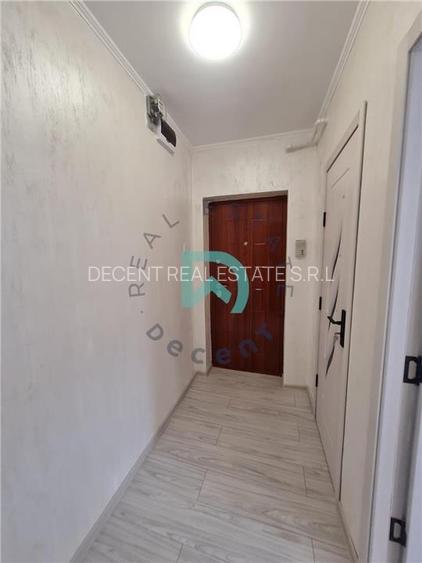 Garsoniera Craiter, etaj 3, renovata, Brasov - 6