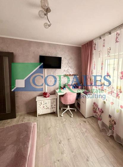 Semicentral. Amenajat Modern. Mobilat+Utilat. CENTRALA. Etaj 2. 2 bai - 8