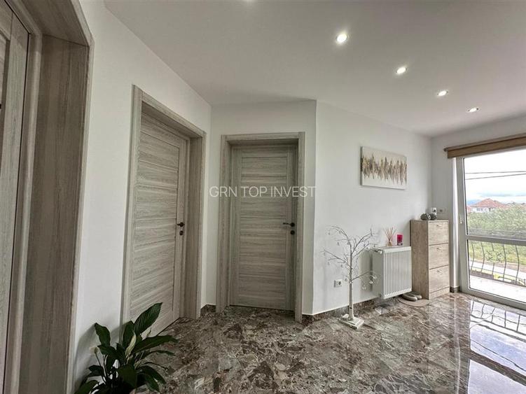 Casa 4 camere 2 bai balcon zona Terezian - 12